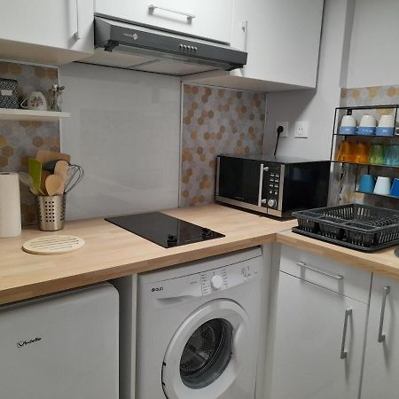 Les Melias T1 Apartment Roujan Exterior foto